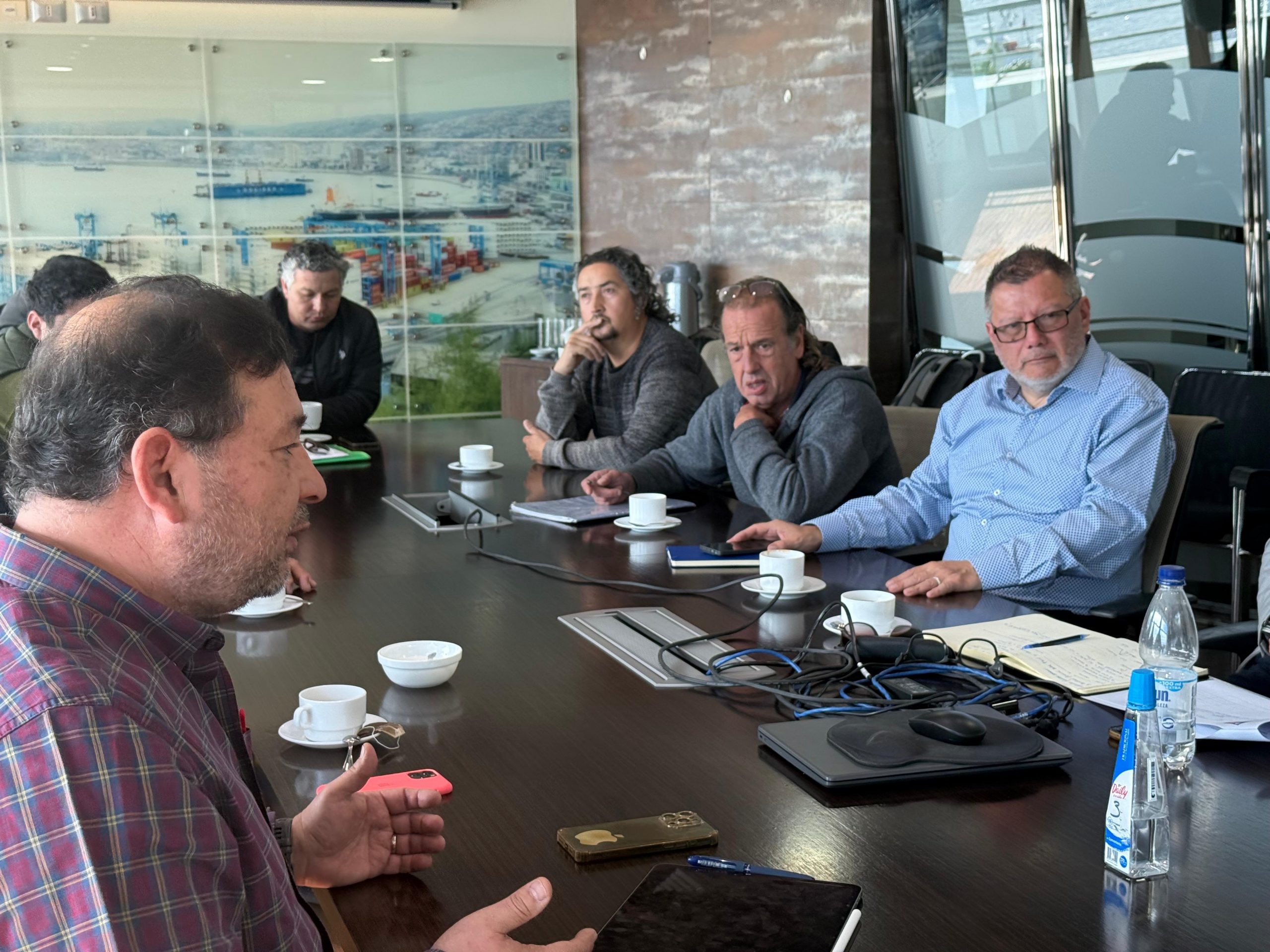 Pescadores de Quintero y Puchuncaví piden destrabar proyecto de planta procesadora