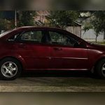 Roban auto estacionado afuera de casa en Quillota