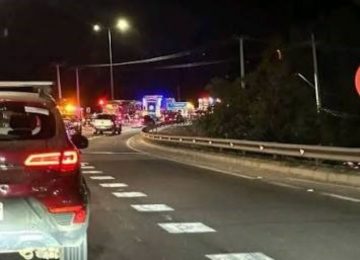 Tres lesionados en un nuevo accidente de tránsito en la “curva de la muerte” en La Calera
