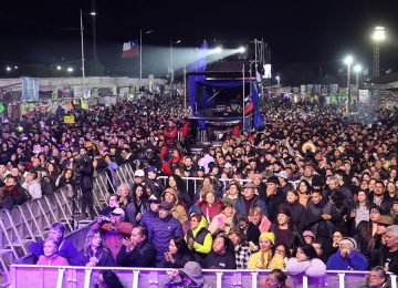 foto de publico en fiesta costumbrista de quintero