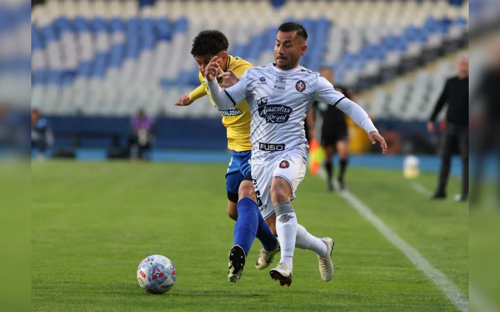 Deportes Limache se quedó con 3 valiosos puntos en el sur