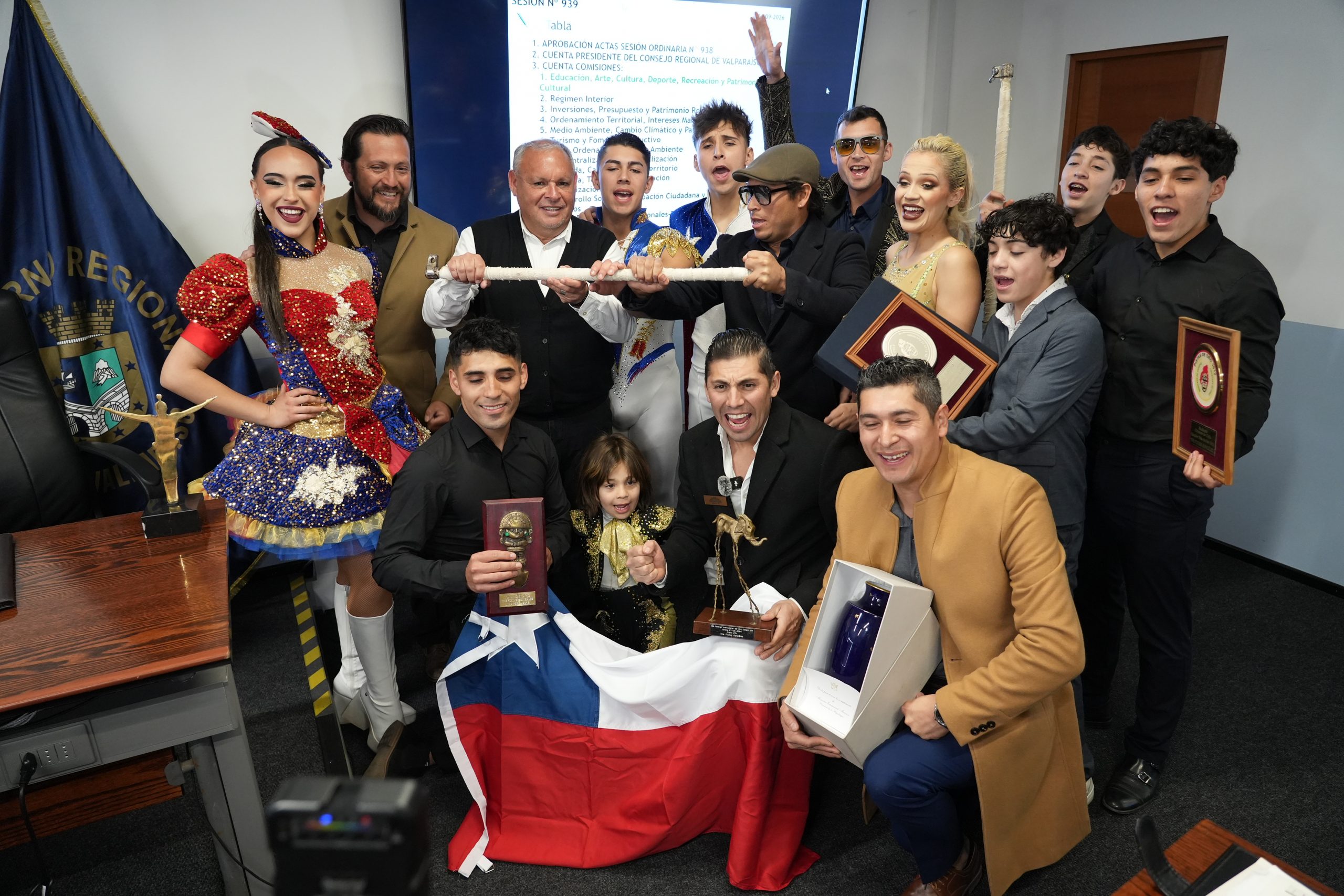 Logran oro trapecistas que fueron a festival de Italia con apoyo del GORE Valparaíso