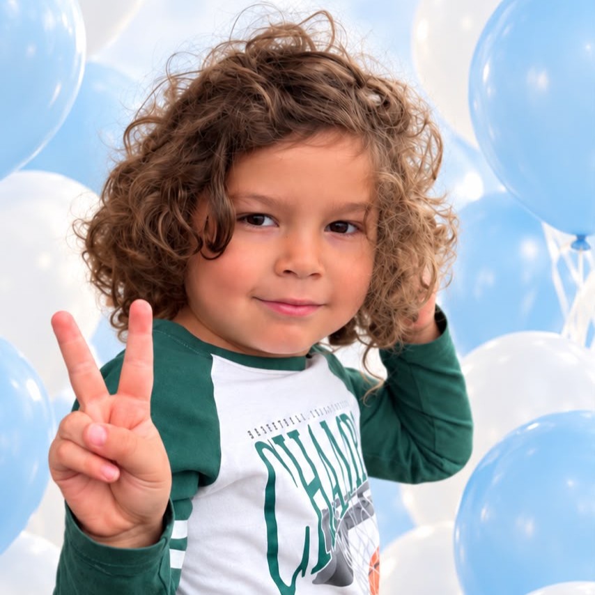 Para despedir a “Fede”, sus padres prefirieron globos en lugar de flores.