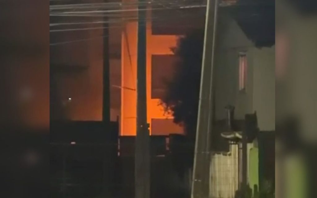 Quema dentro de departamento de Quillota movilizó a Bomberos
